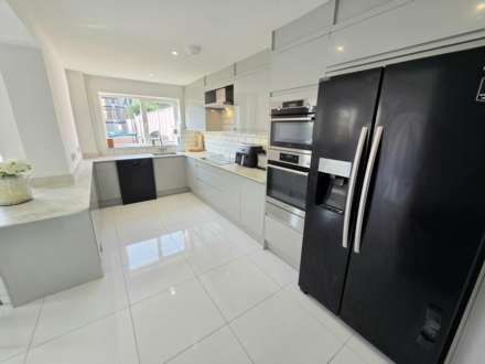 Woodside Way, Linslade, Image 13