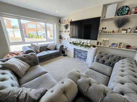 Woodside Way, Linslade, Image 8