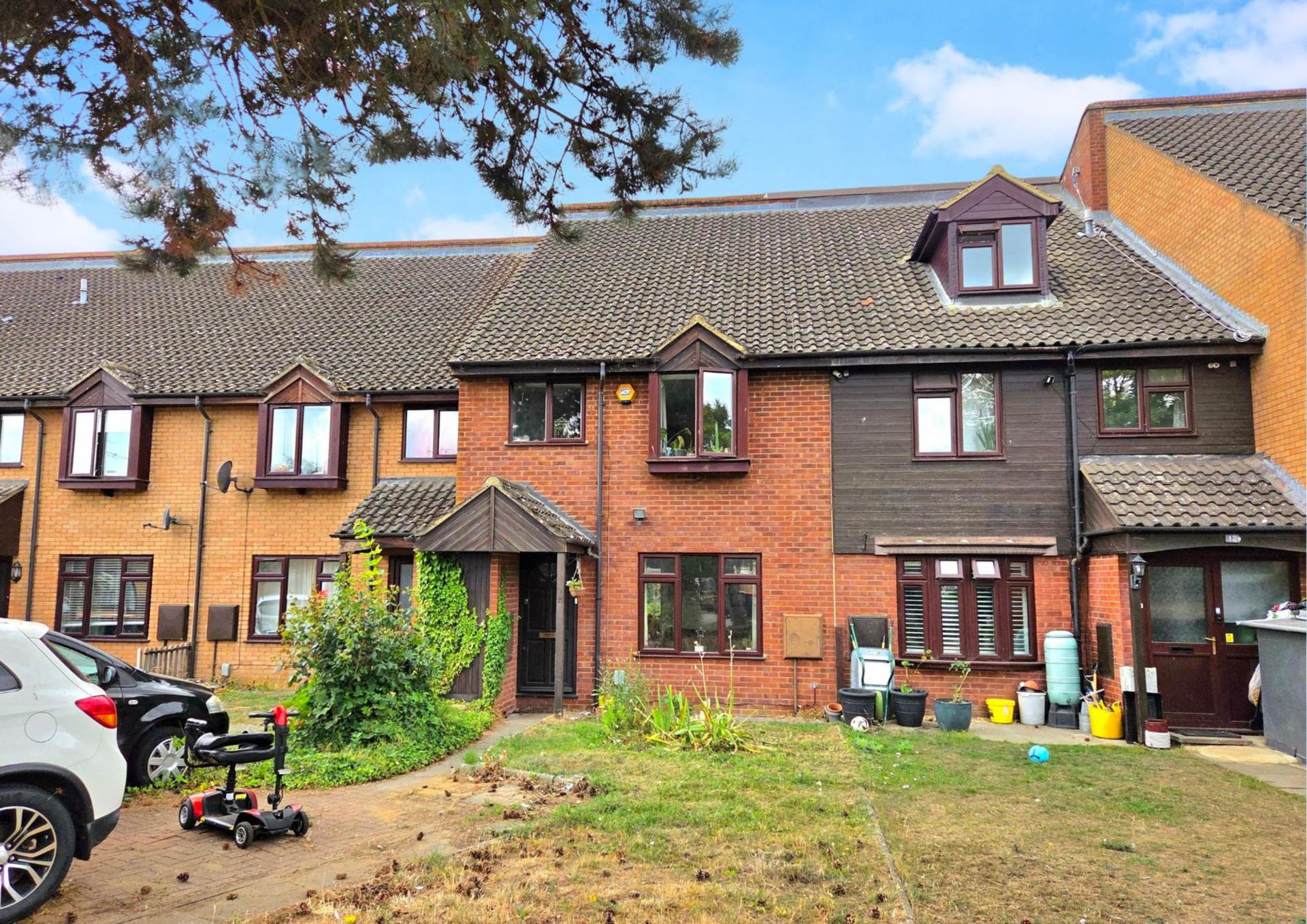 Wyngates, Leighton Buzzard, Image 1