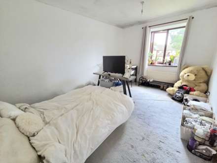 Wyngates, Leighton Buzzard, Image 7