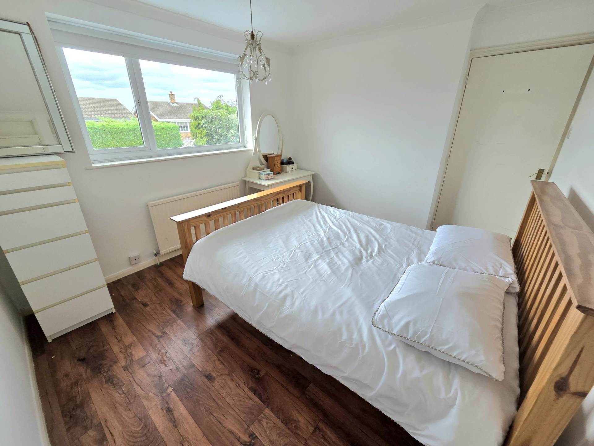 Garrett Close, Dunstable, Image 11