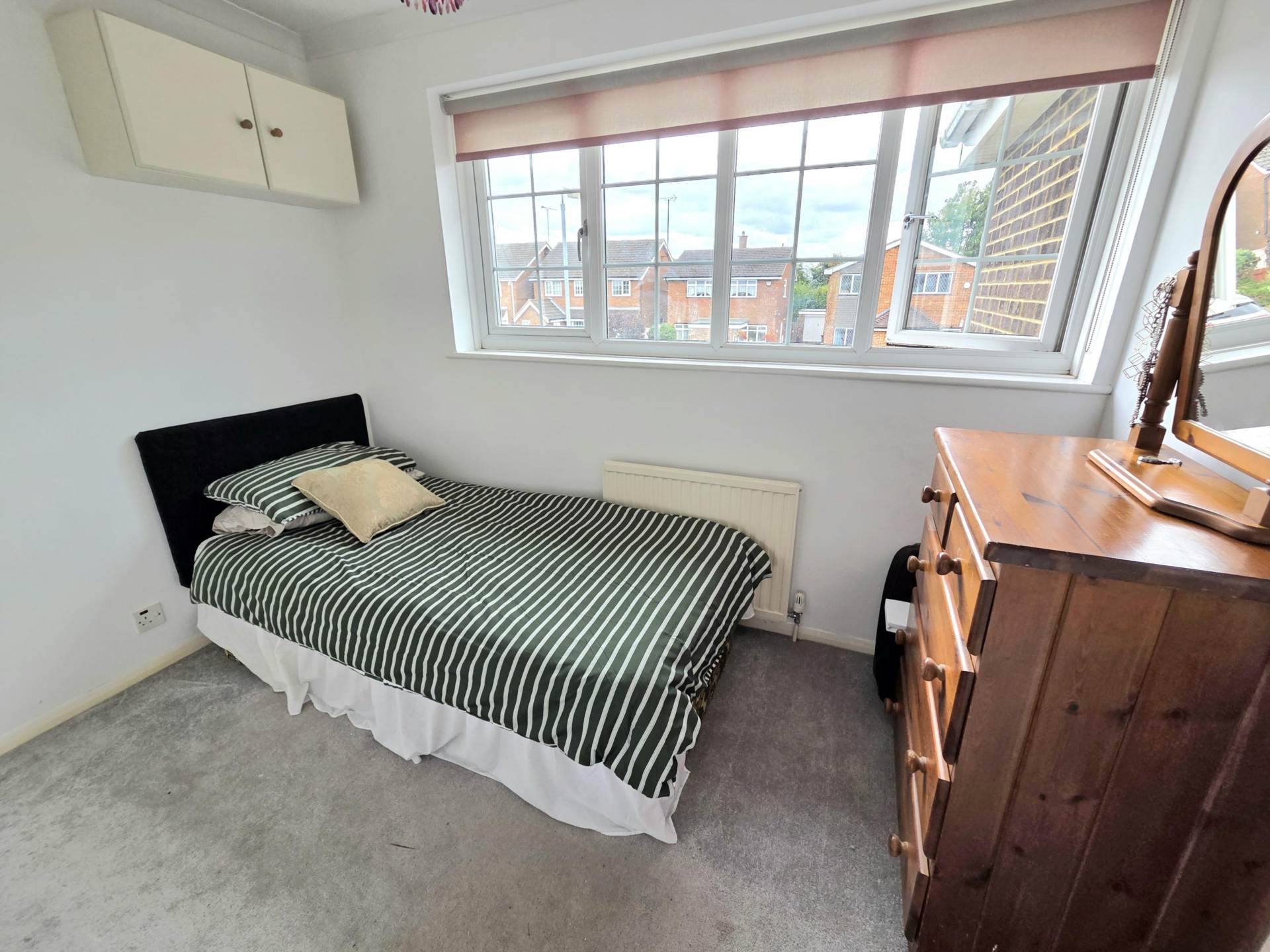 Garrett Close, Dunstable, Image 13