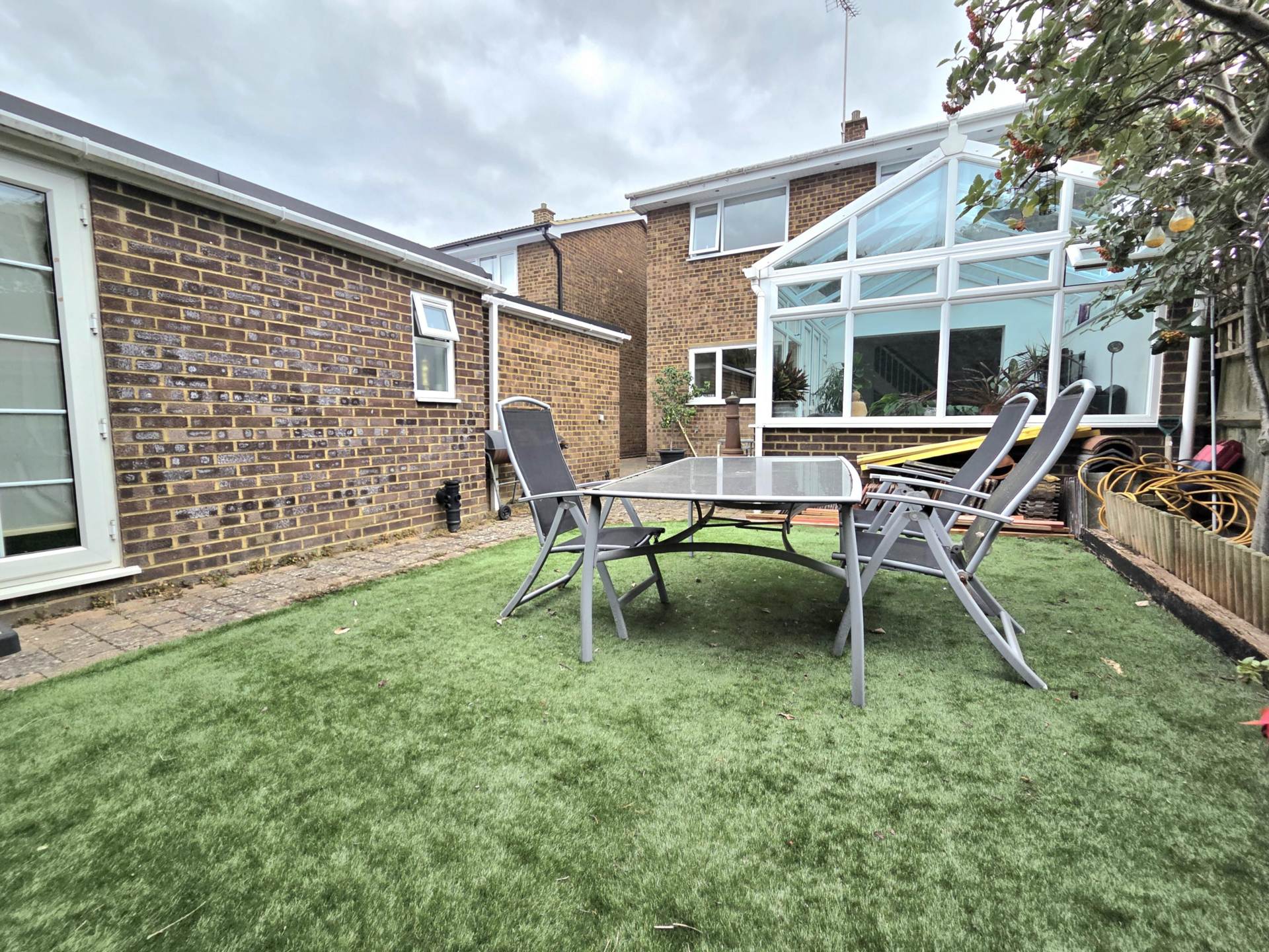 Garrett Close, Dunstable, Image 25