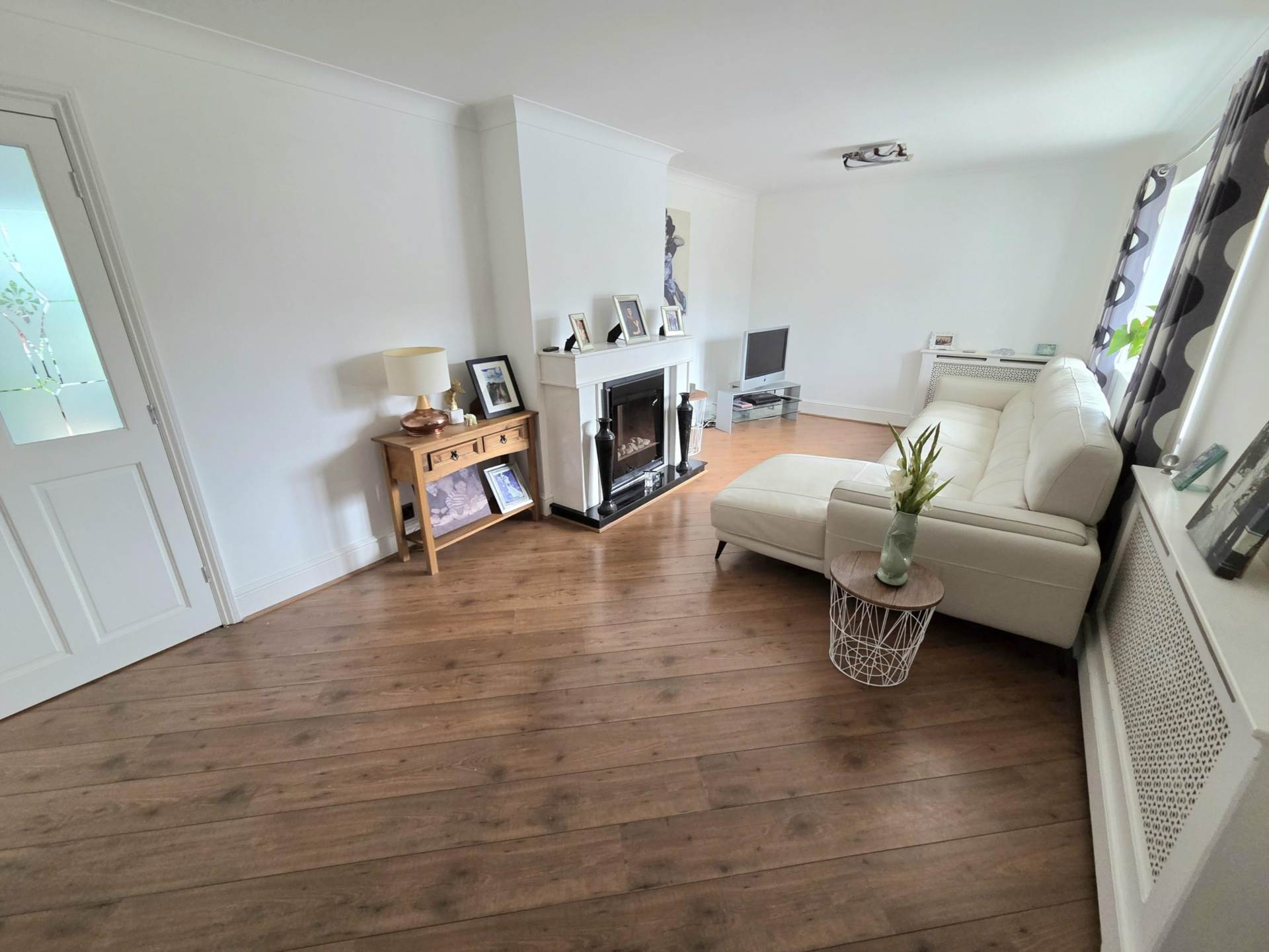 Garrett Close, Dunstable, Image 3