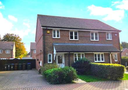 Sycamore Grove, Stoke Mandeville