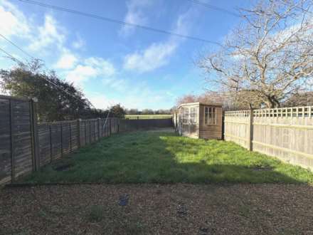 Iris Close, Aylesbury, Image 10