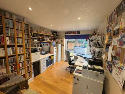 Orchard Way, Wing, Image 15