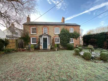 The Green, Stoke Hammond, Image 1