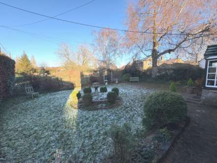 The Green, Stoke Hammond, Image 21