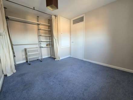 Batchelor Close, Aylesbury, Image 11