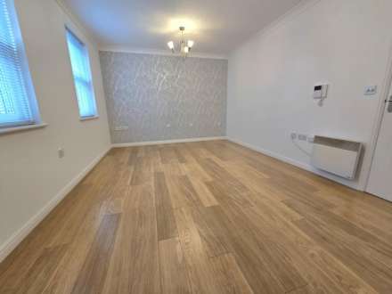 Stafford Keep, Fairford Leys, Image 13