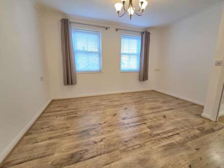 Stafford Keep, Fairford Leys, Image 7