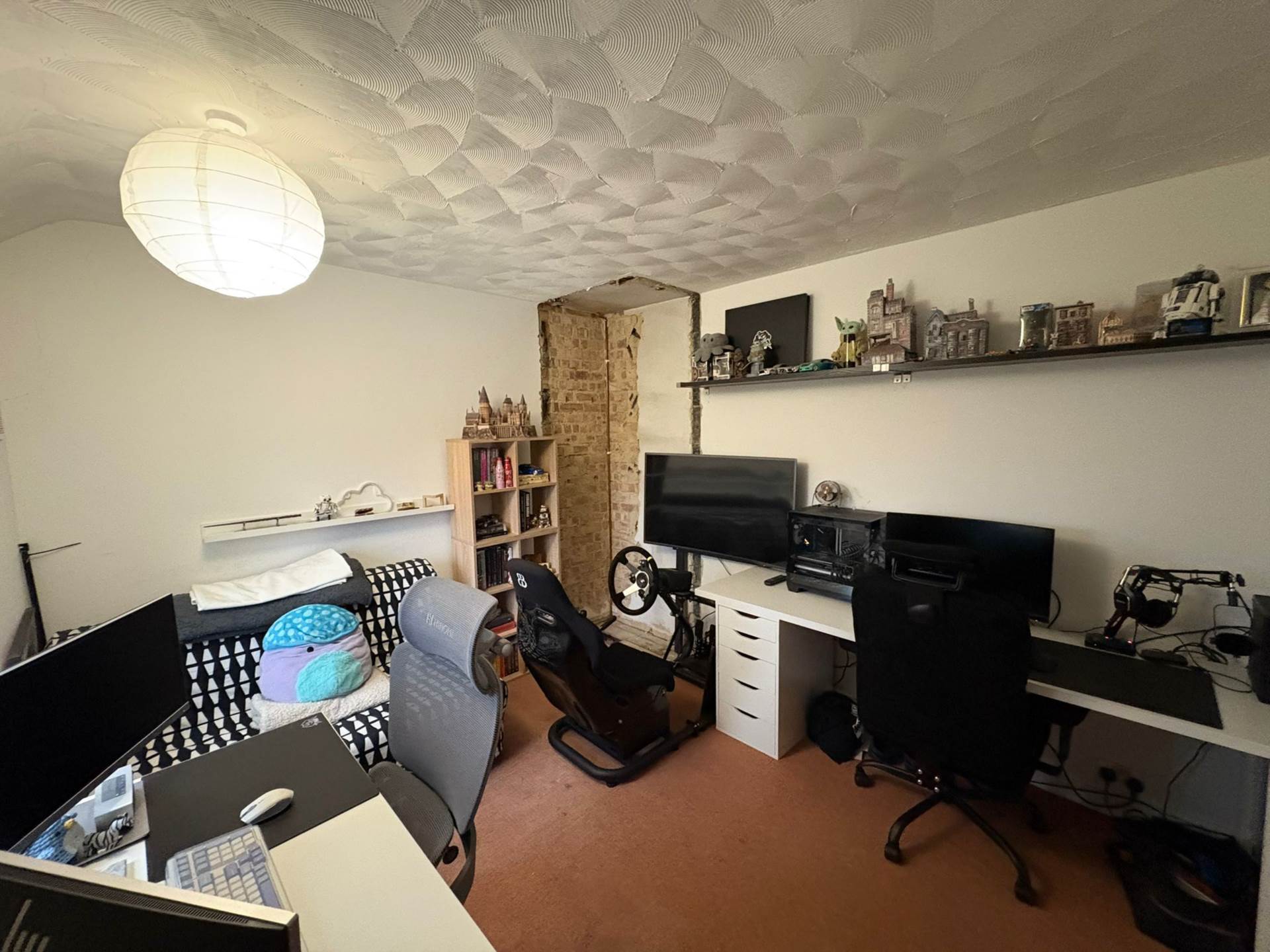 Churchill Avenue, Aylesbury, Image 11