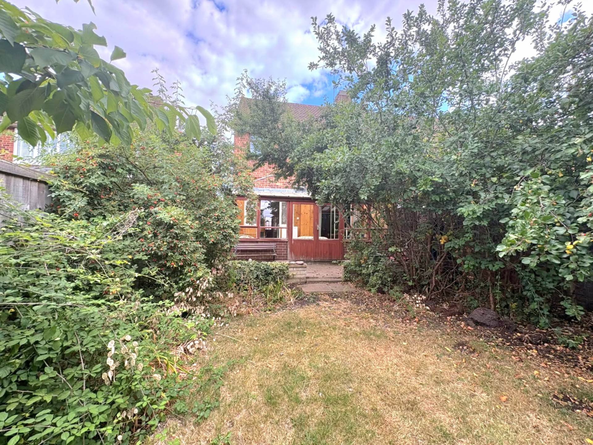 Henry Road, Broughton, Aylesbury, Image 17