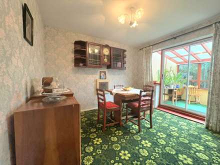Henry Road, Broughton, Aylesbury, Image 7