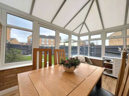 Johnson Drive, Leighton Buzzard, Image 16