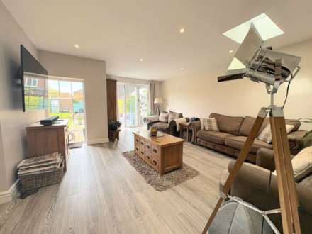 Eastfield Road, Aylesbury, Image 12