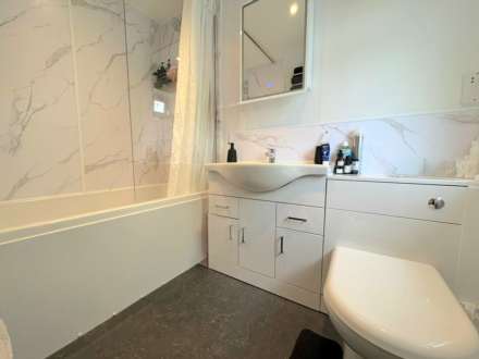 Eastfield Road, Aylesbury, Image 13