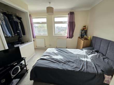 Hastoe Park, Aylesbury, Image 5