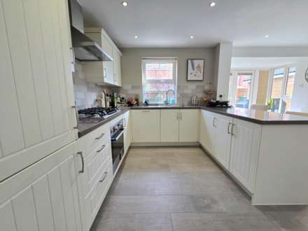 Bobby Road, Aylesbury, Image 15