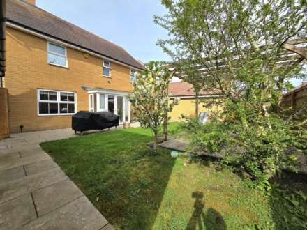 Bobby Road, Aylesbury, Image 23