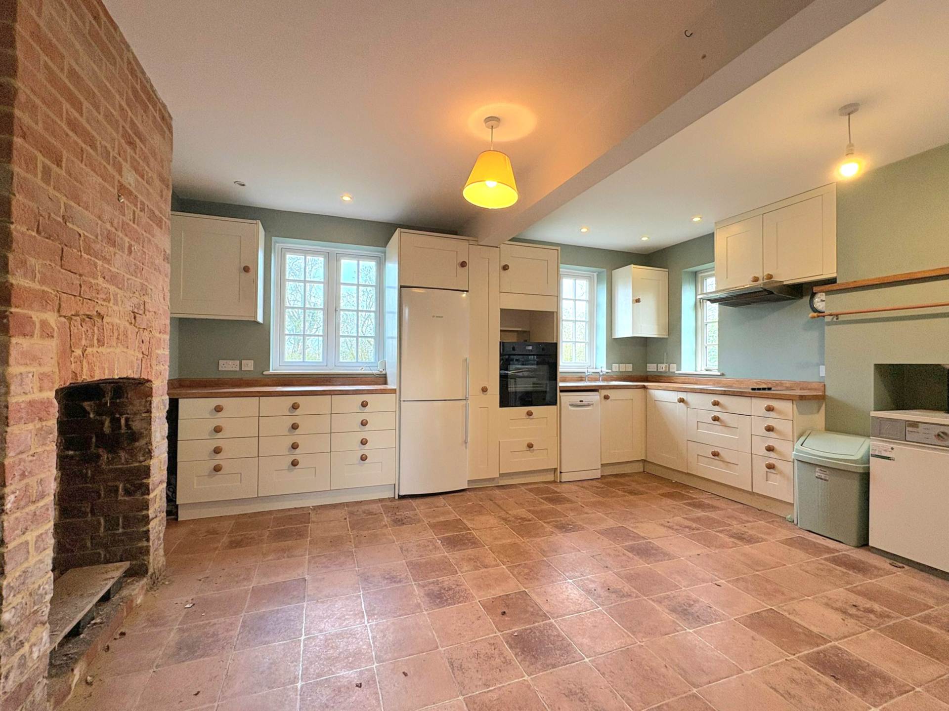 Old School Cottage, Hulcott, Image 14