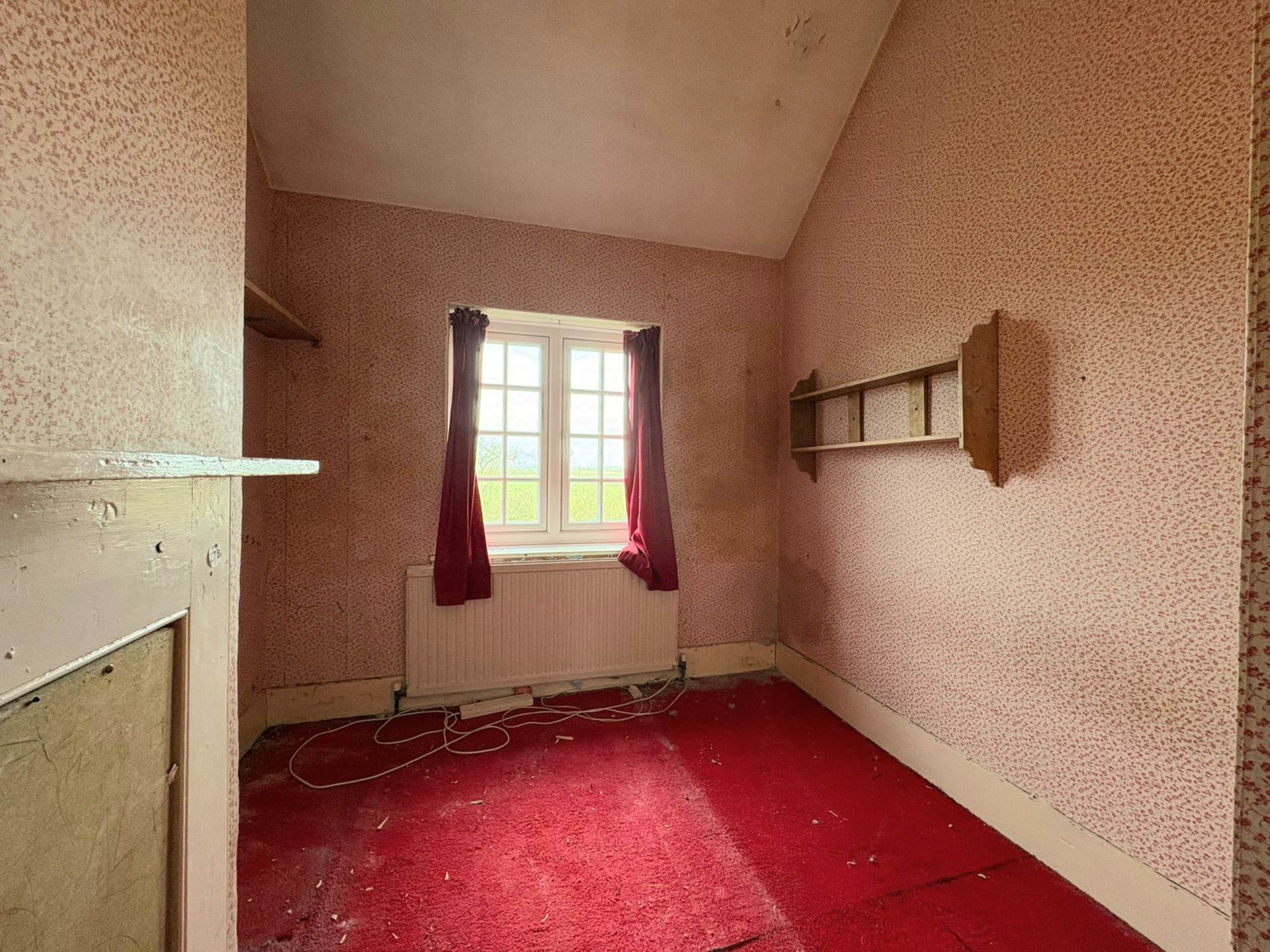 Old School Cottage, Hulcott, Image 16