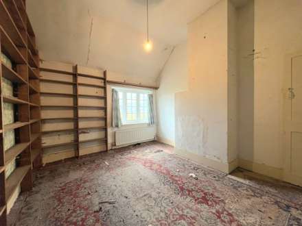 Old School Cottage, Hulcott, Image 15