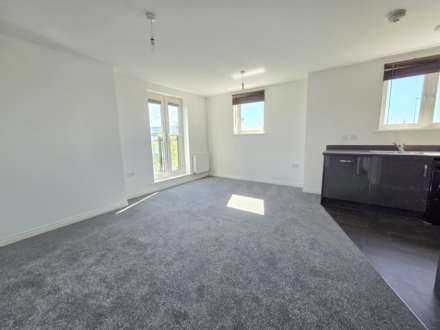 Nicholas Charles Crescent, Aylesbury, Image 11