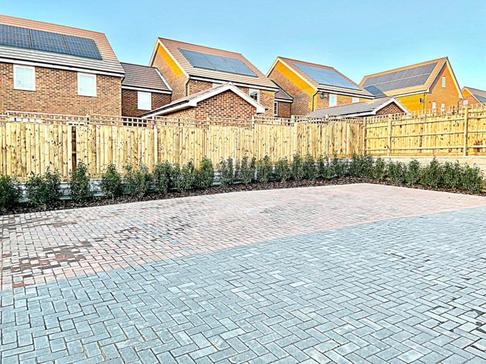 Langley Avenue, Eaton Leys, Image 14