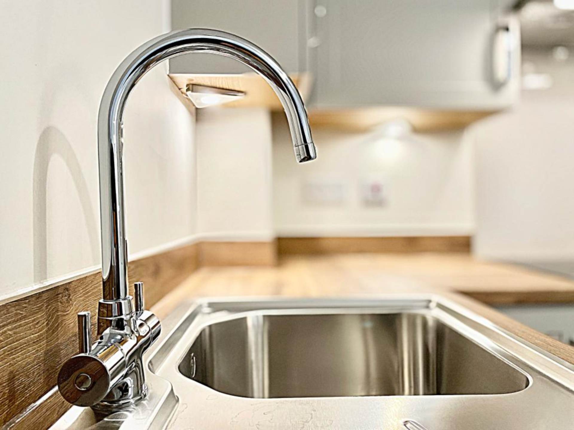 Langley Avenue, Eaton Leys, Image 8