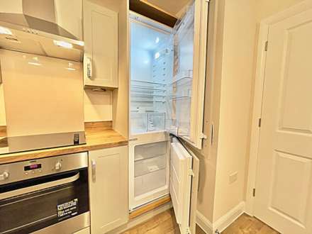 Langley Avenue, Eaton Leys, Image 13