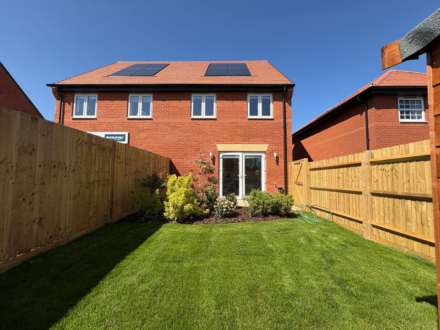 Winslow Park, Winslow, Image 1