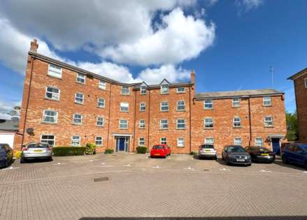 Crowell Mews, Fairford Leys
