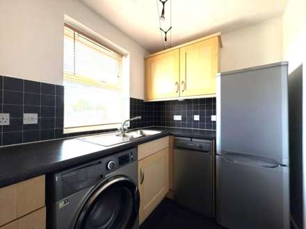 Crowell Mews, Fairford Leys, Image 14