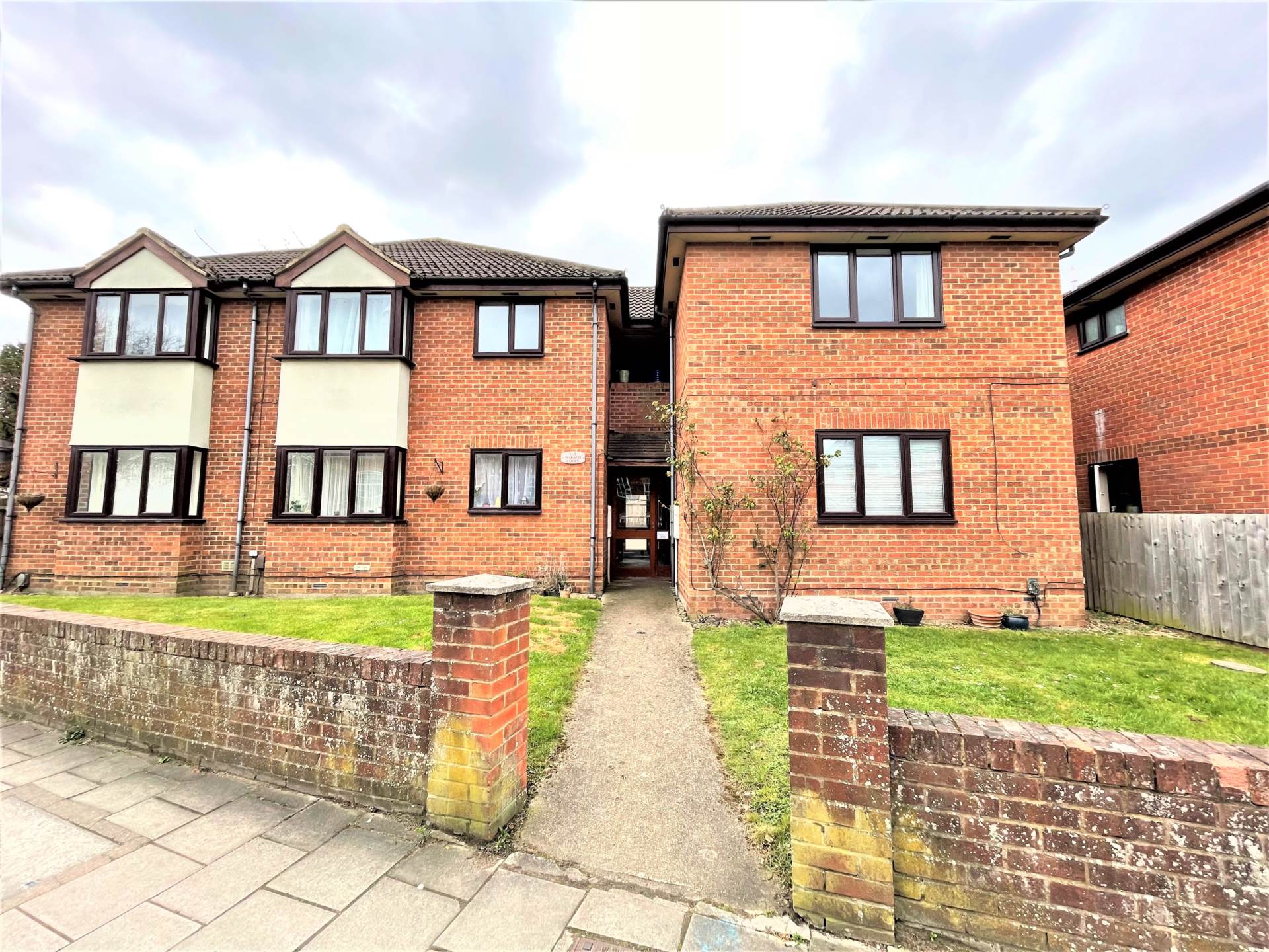 Marand Court, Aylesbury, Image 1
