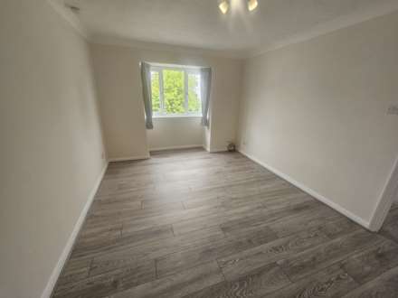 Marand Court, Aylesbury, Image 3