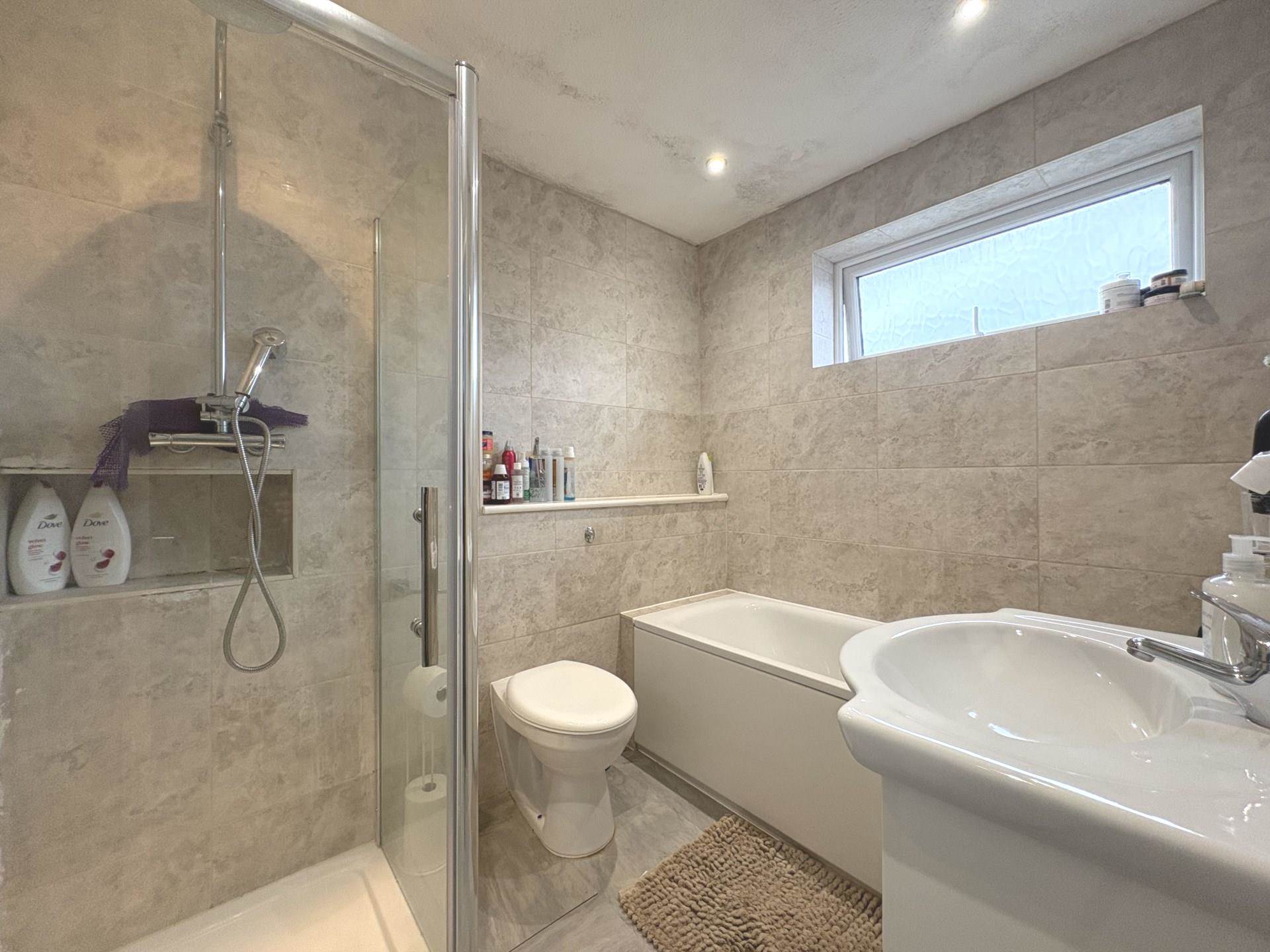 Seaton Drive, Aylesbury, Image 11