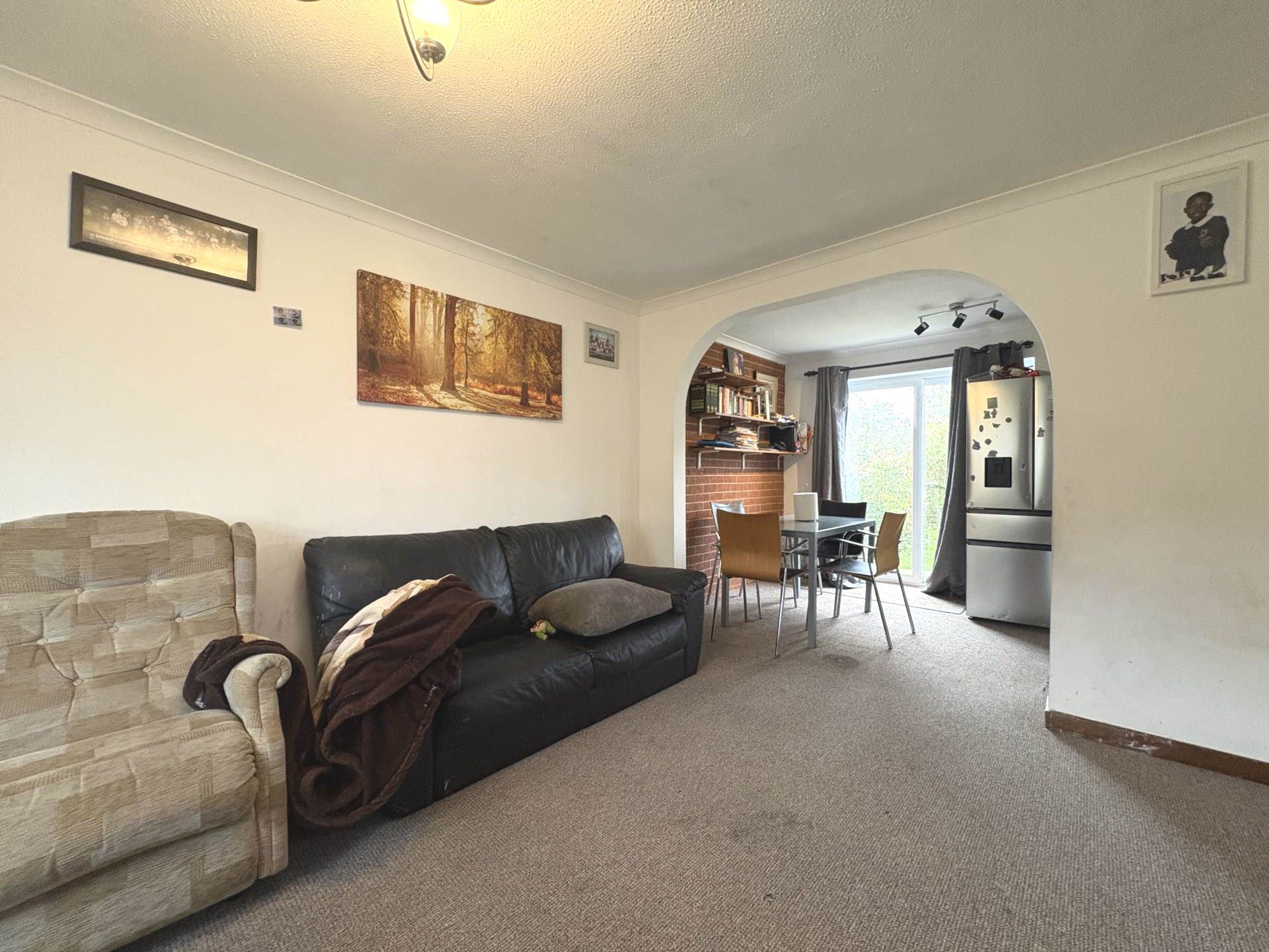 Seaton Drive, Aylesbury, Image 6