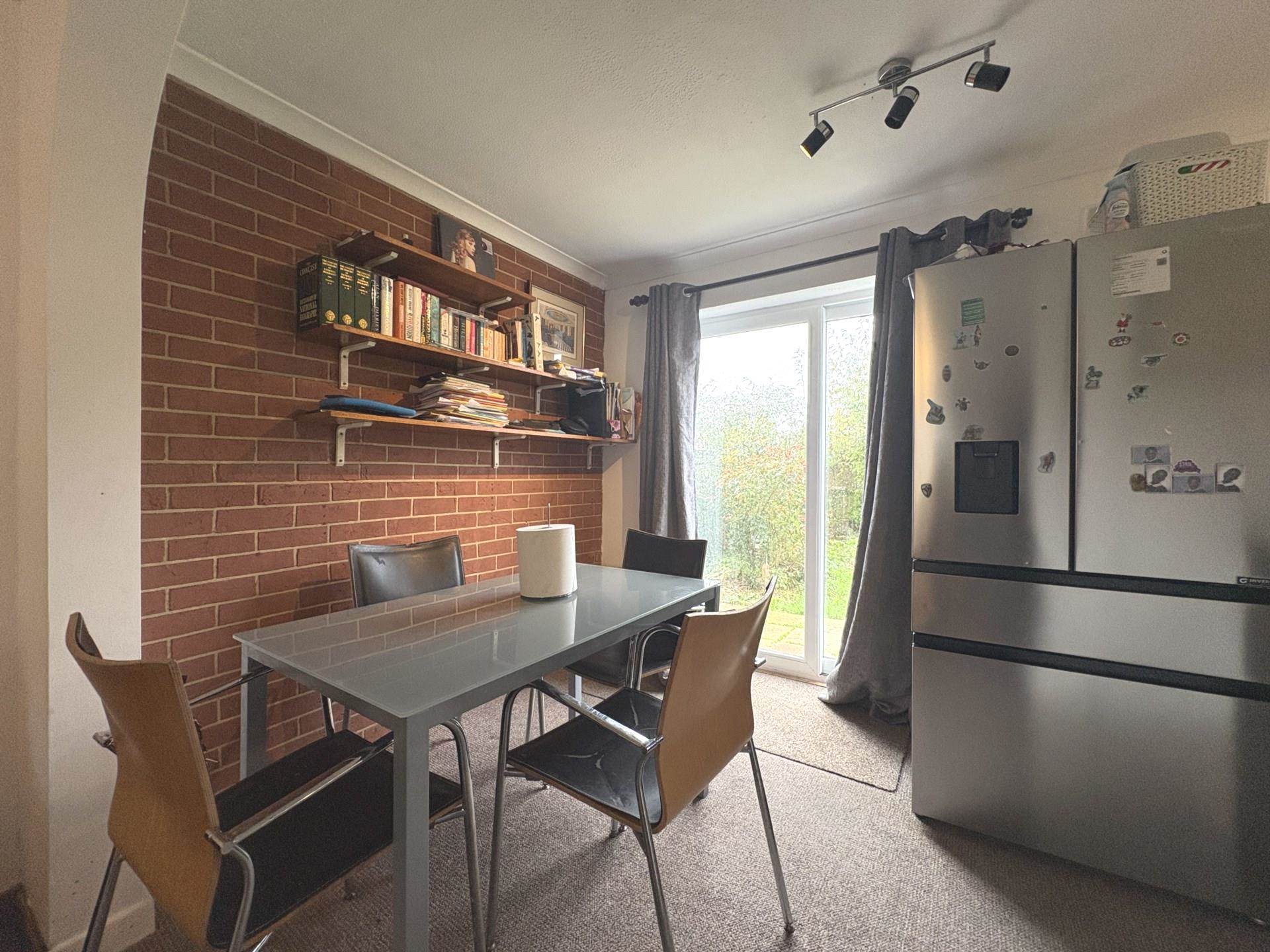 Seaton Drive, Aylesbury, Image 8