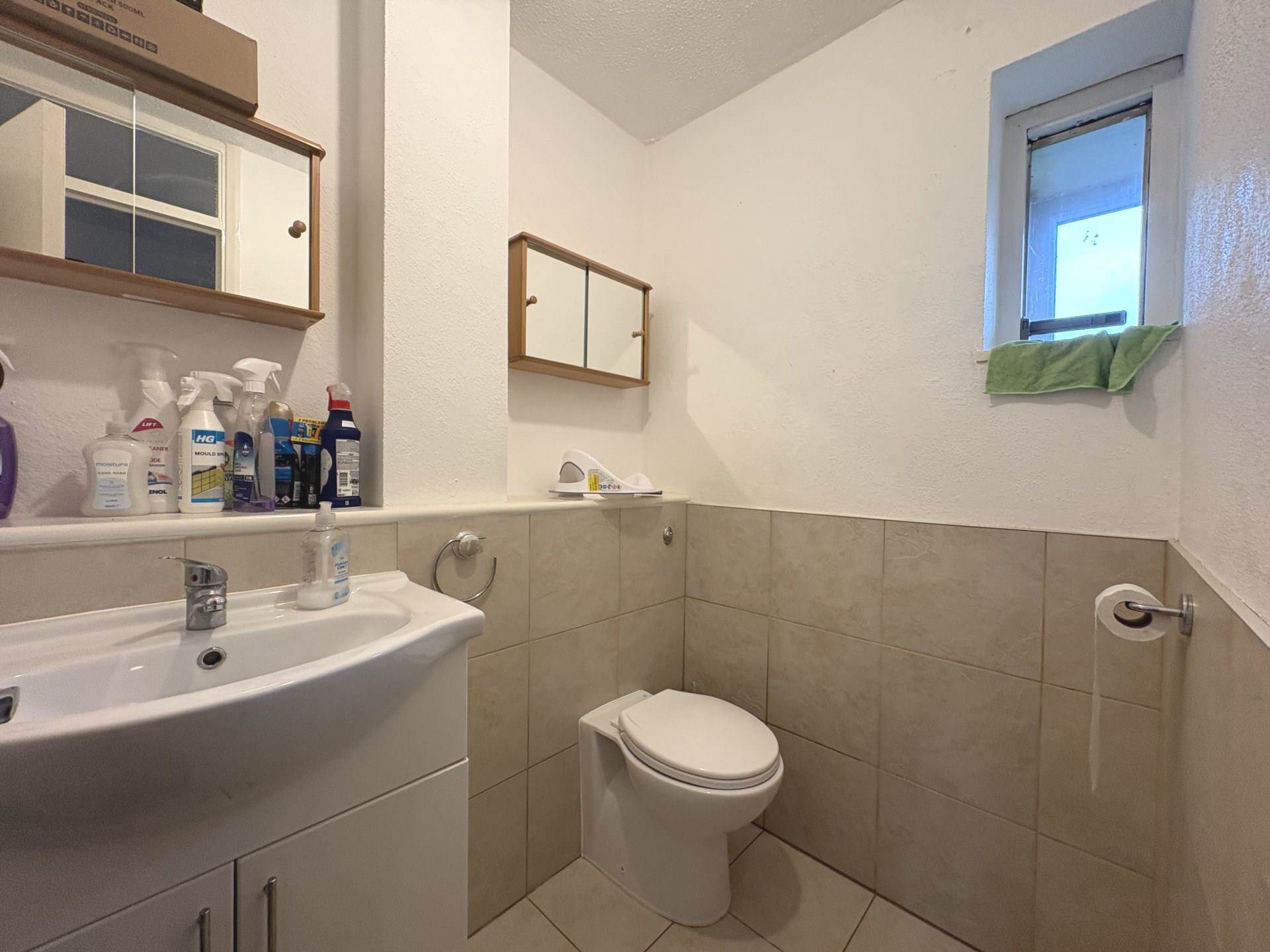 Seaton Drive, Aylesbury, Image 9