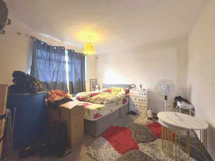 Seaton Drive, Aylesbury, Image 13
