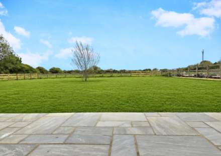 The Rye, Eaton Bray, Image 2
