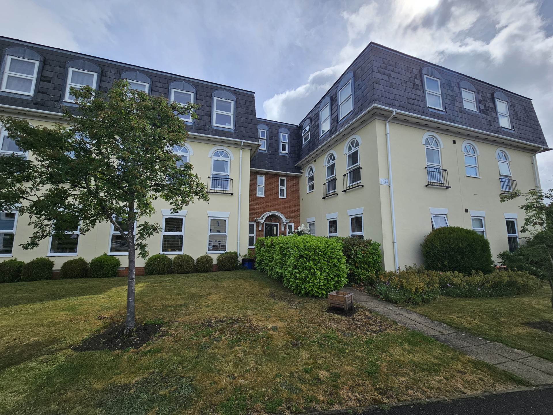Pipit Gardens, Aylesbury, Image 2