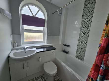 Pipit Gardens, Aylesbury, Image 7