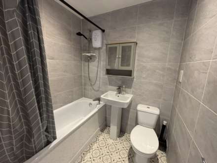 Lark Vale, Aylesbury, Image 5