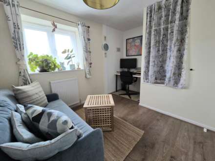 Ashfield Avenue, Bushey, Image 13