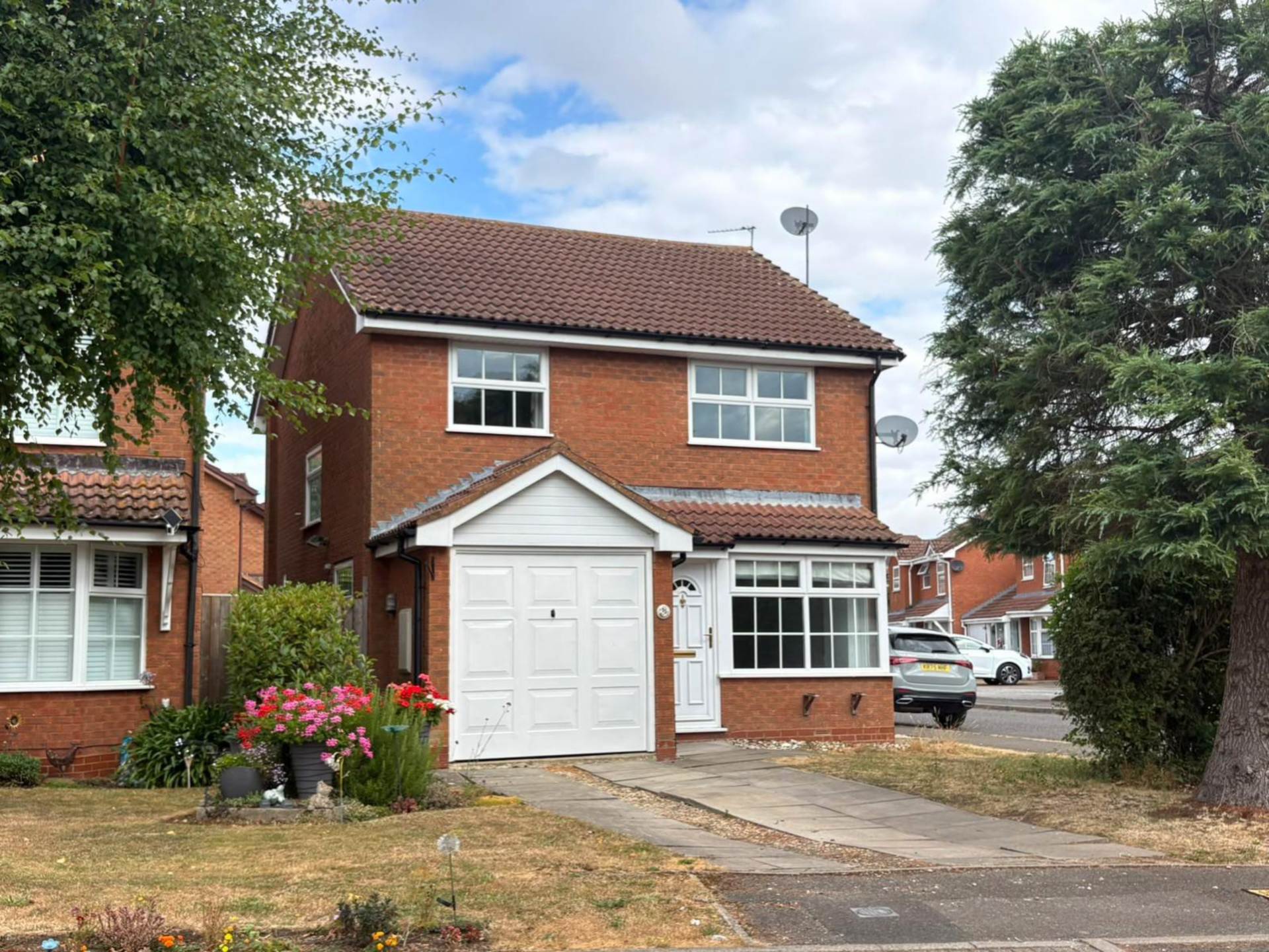 Diane Walk, Aylesbury, Image 1