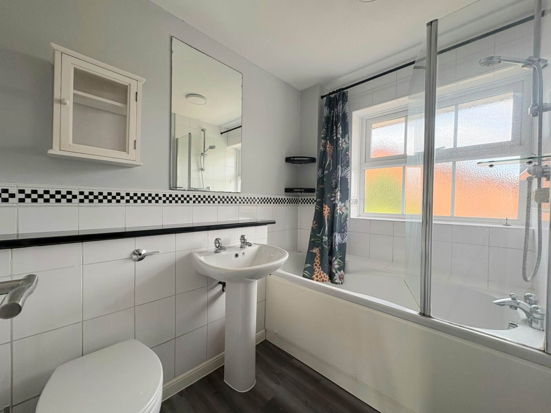 Diane Walk, Aylesbury, Image 16