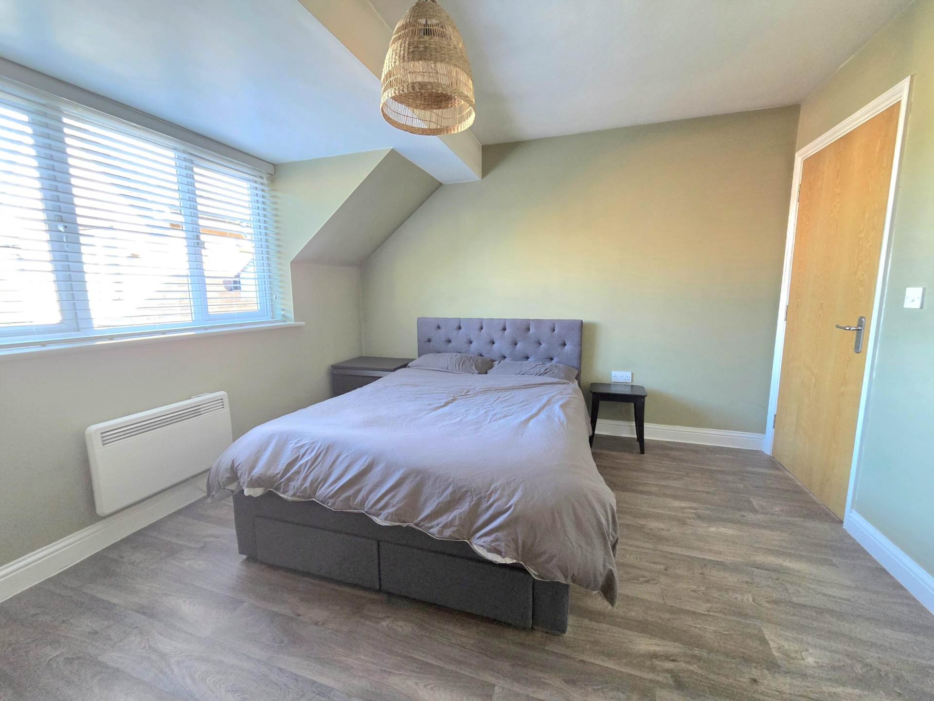 Monarch Way, Leighton Buzzard, Image 9
